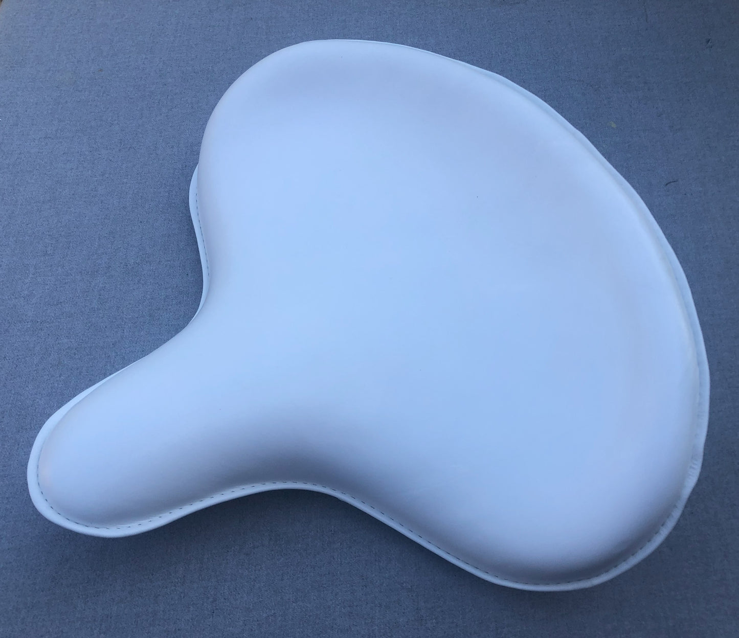 Harley Police Style Panhead Knucklehead Flathead EL WL ULH White Genuine Leather Seat Ribbed Stamped Steel Base