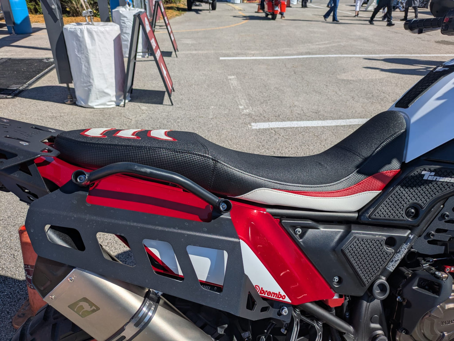 Yamaha Tenere 700 Dual GEL Seat Carbon Sides Grip Top (Standard) 2019-2024