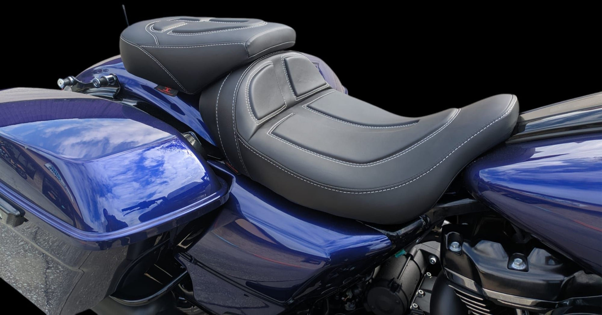 Harley Touring GEL Seat for CVO Road Street Electra Glide Bagger wide seat 2009-2024 - Champ Customs Shop