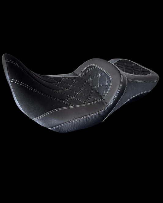 Harley-Davidson Touring Gladiator Diamond Seat | Road Glide, Street Glide, Road King & Electra Glide 2024 - Up