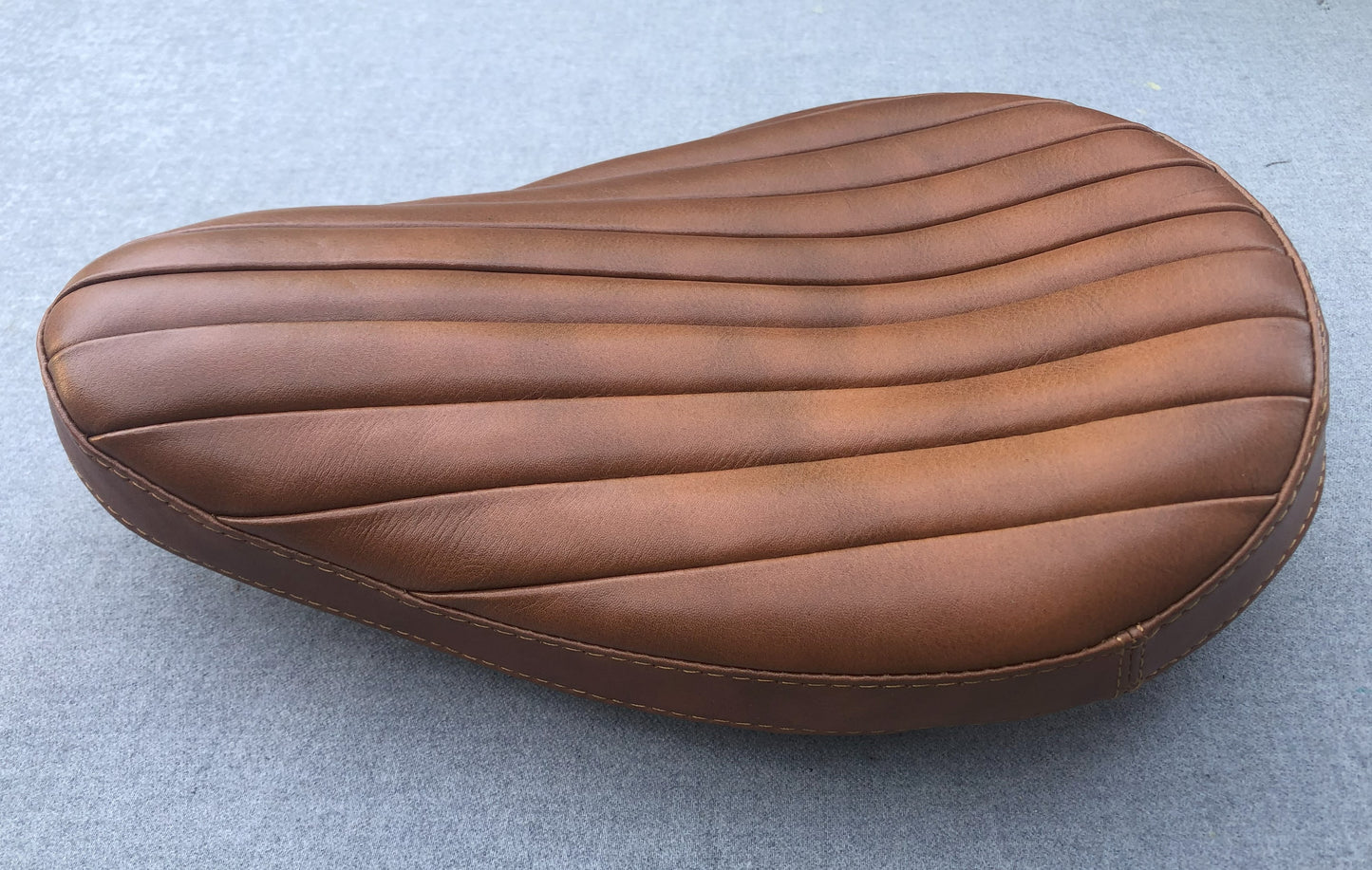 Harley Chopper Bobber Triumph Knucklehead Vintage Bates Style Real Leather Seat