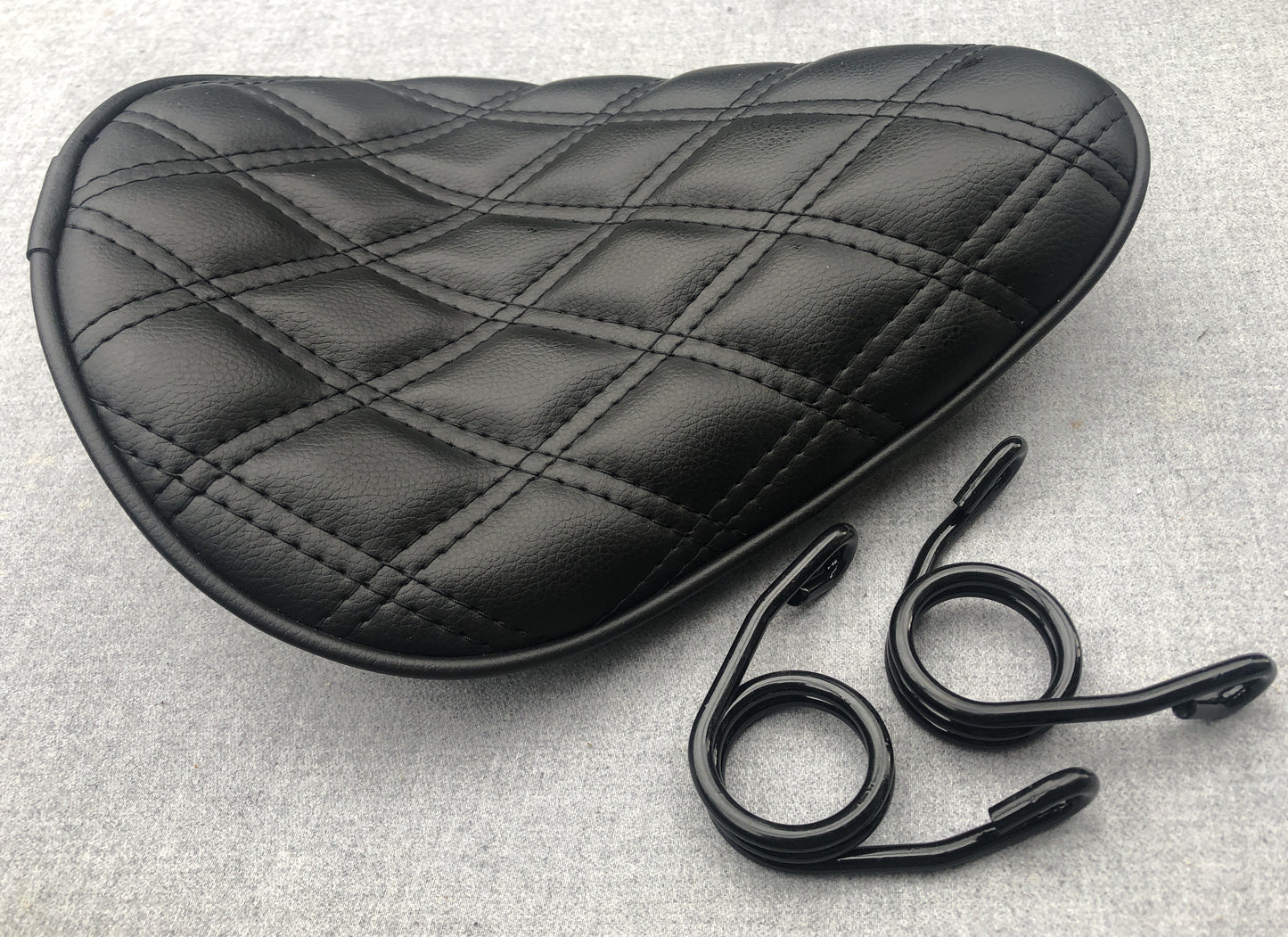 Black Diamond Solo Seat Harley chopper bobber xs650 sportster cb750 triumph dyna