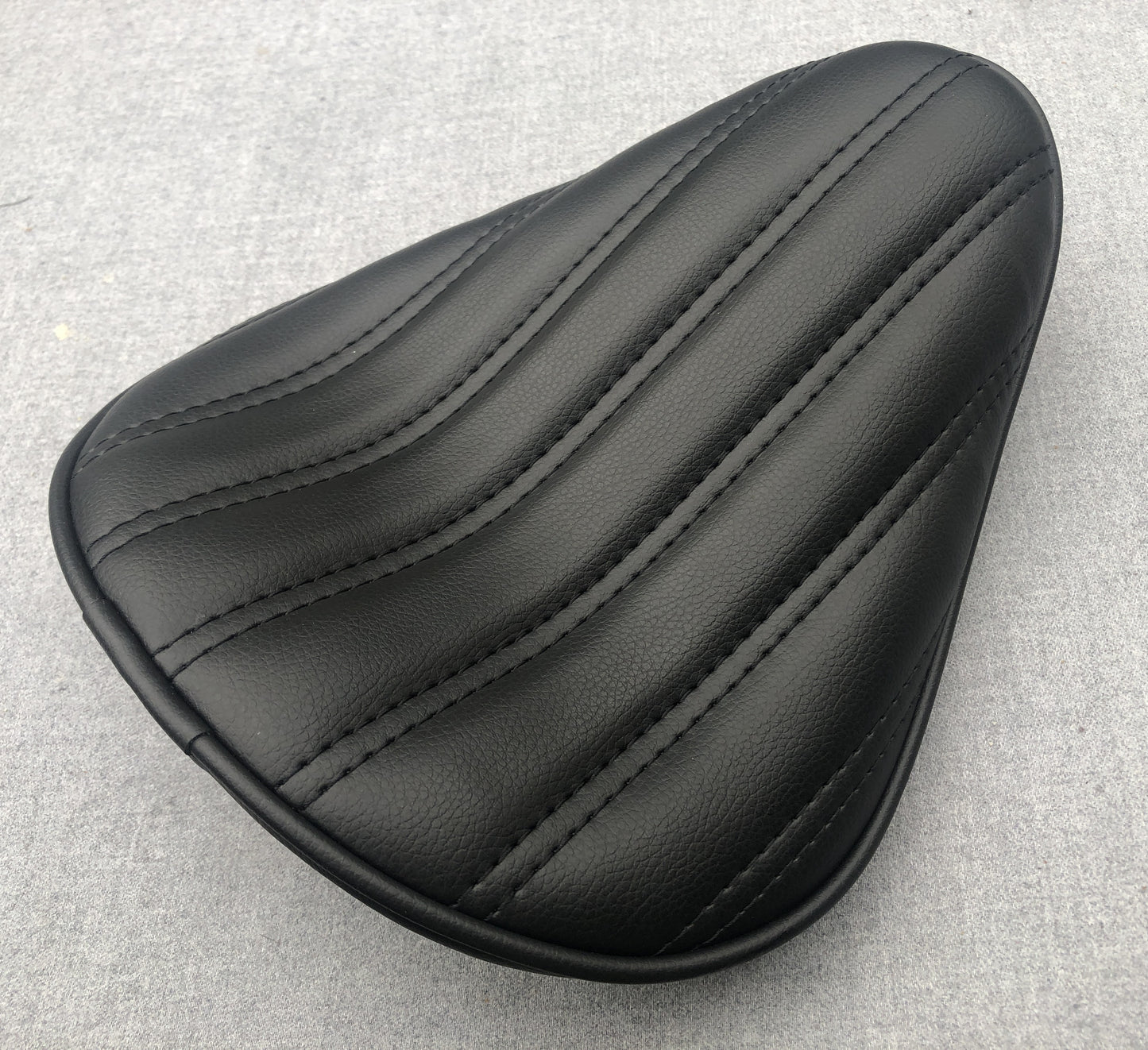 Black Tuk & Roll Solo Seat Harley chopper bober xs650 sportster cb750 triumph dyna