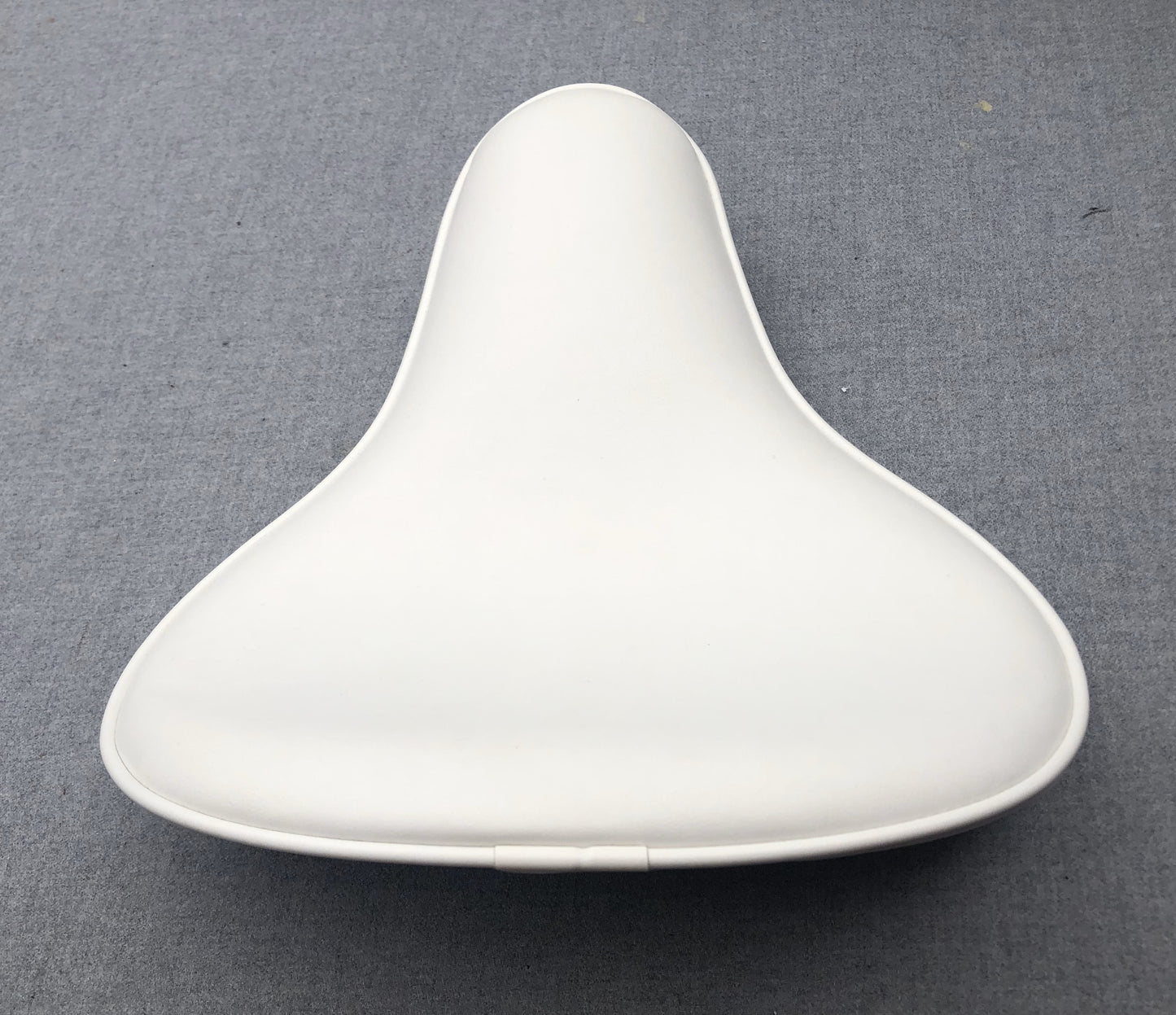 Universal Long Nose Seat Harley Yamaha Chopper Bobber Honda Triumph Spring White