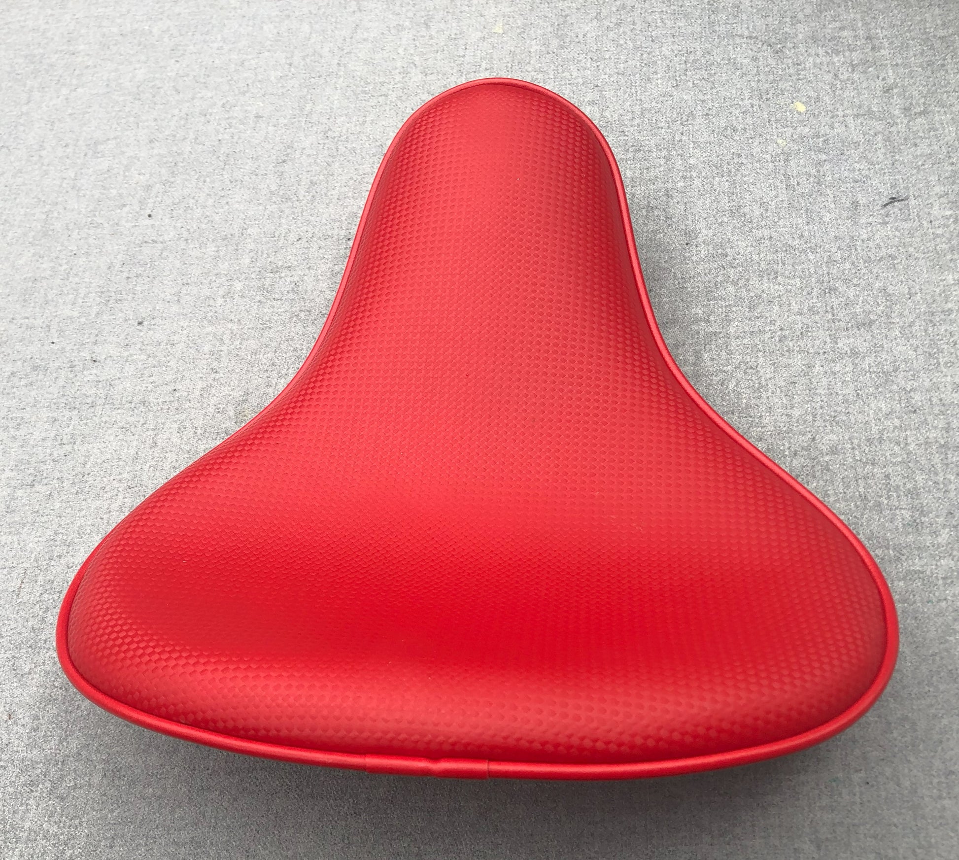 Universal Long Nose Seat Harley Yamaha Chopper Bober Honda Triumph spring carbon - Champ Customs Shop