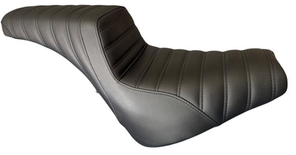 Harley Davidson Softail Street Bob FXBB/S, Standard FXST Club Style 2 UP Dual GEL Seat Pleated Stitch (2018-2025)