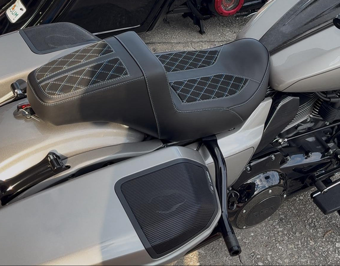 New Harley Davidson 2-up Gel Seat - Performance Champ Customs Shop