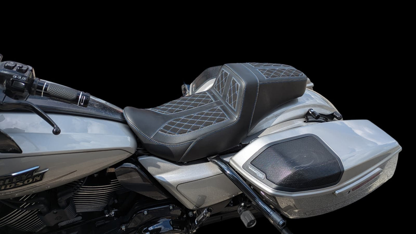 New Harley Davidson 2-up Gel Seat - Performance Champ Customs Shop
