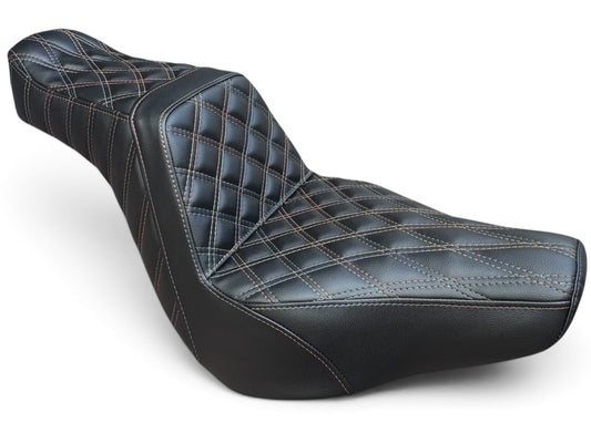 Champ Customs Shop Harley-Davidson Low Rider Stinger seat featuring black marine-grade vinyl and diamond stitching.