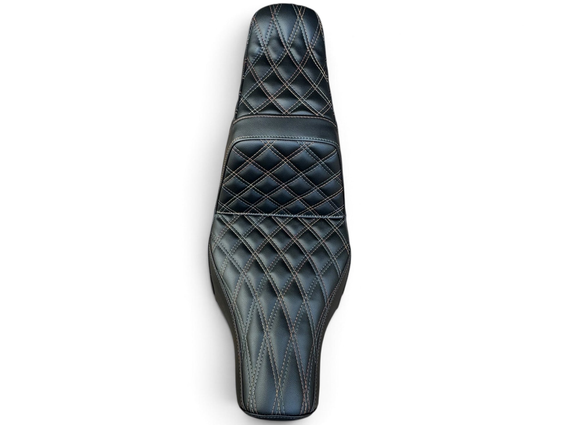 Champ Customs Shop Harley-Davidson Low Rider Stinger seat featuring black marine-grade vinyl with Outlaw diamond stitching.