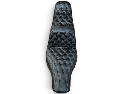 Champ Customs Shop Harley-Davidson Low Rider Stinger seat featuring black marine-grade vinyl with Outlaw diamond stitching.